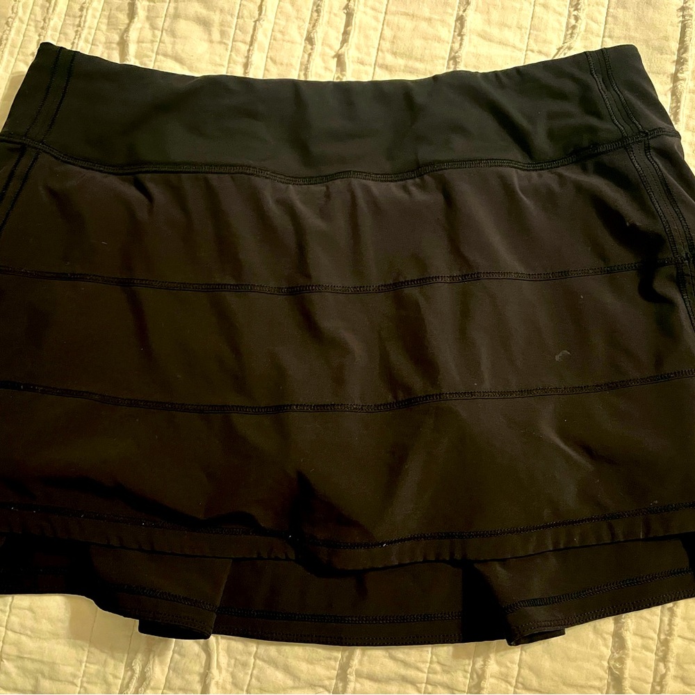 Lulu lemon -Women's Black Skort